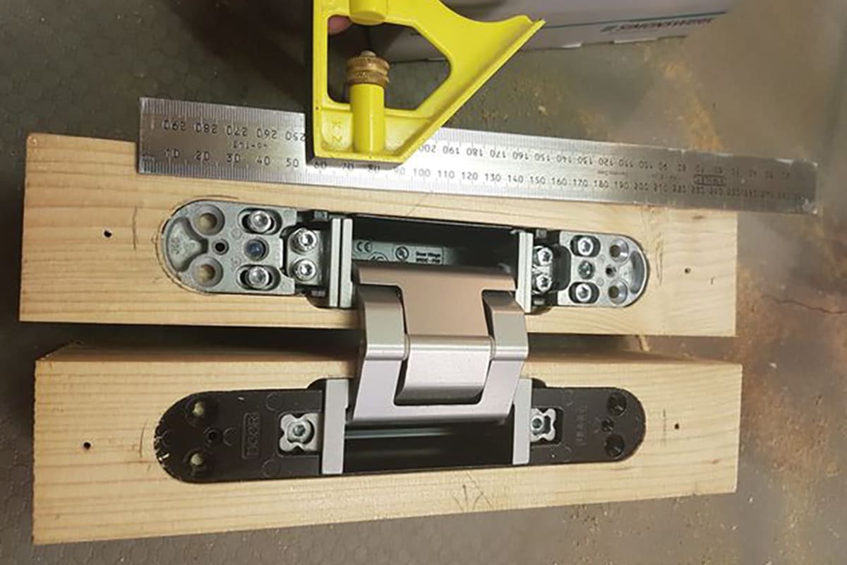 zinc alloy concealed hinge