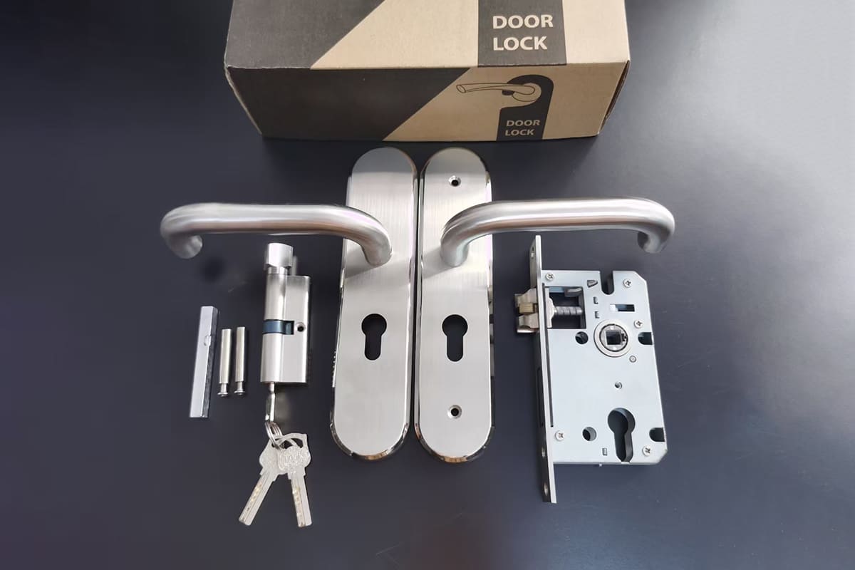 coordinated door hardware set coordinated door hardware set