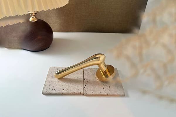 zinc alloy compared with stainless steel brass aluminum zinc alloy compared with stainless steel brass aluminum