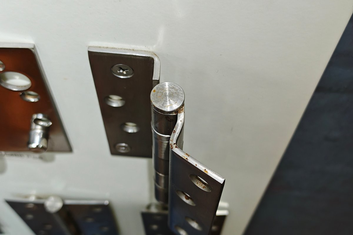 Full mortise offset hinges for new door installation full mortise offset hinges for clean door hardware installation