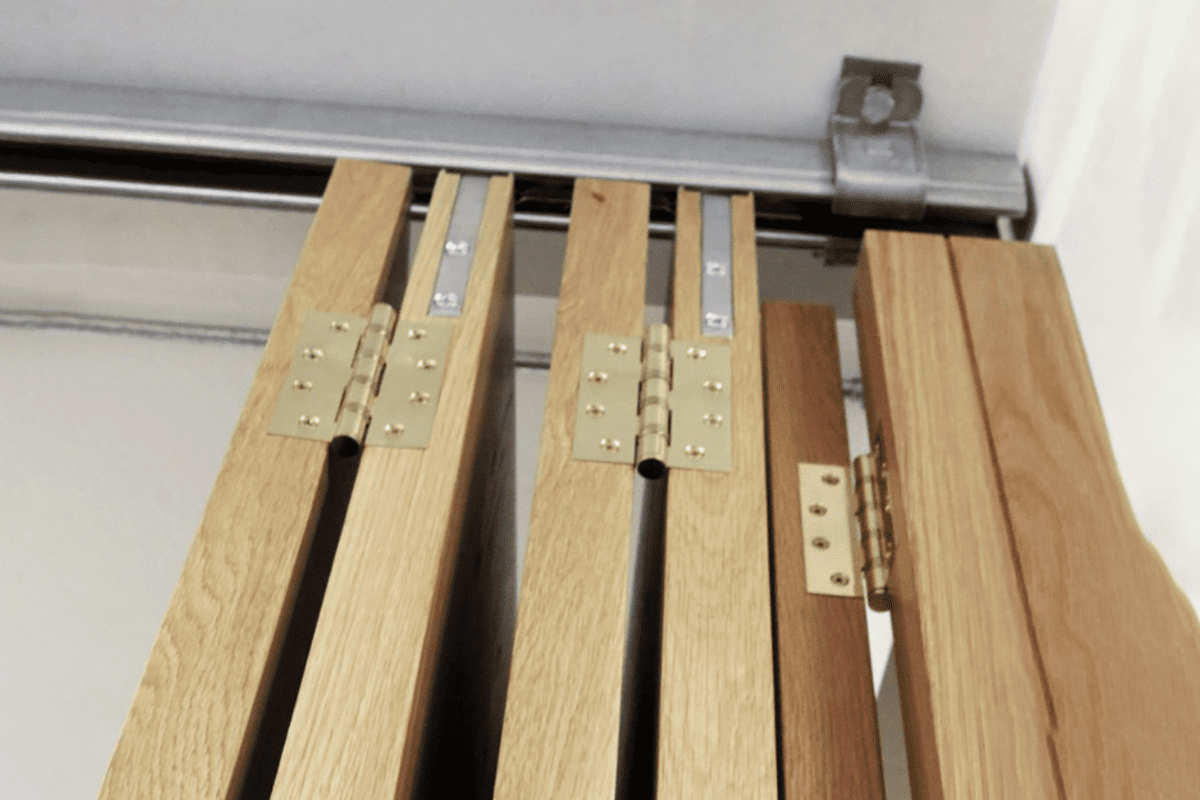 glass bifold door hinges with clamps pivots and thickness specific hardware