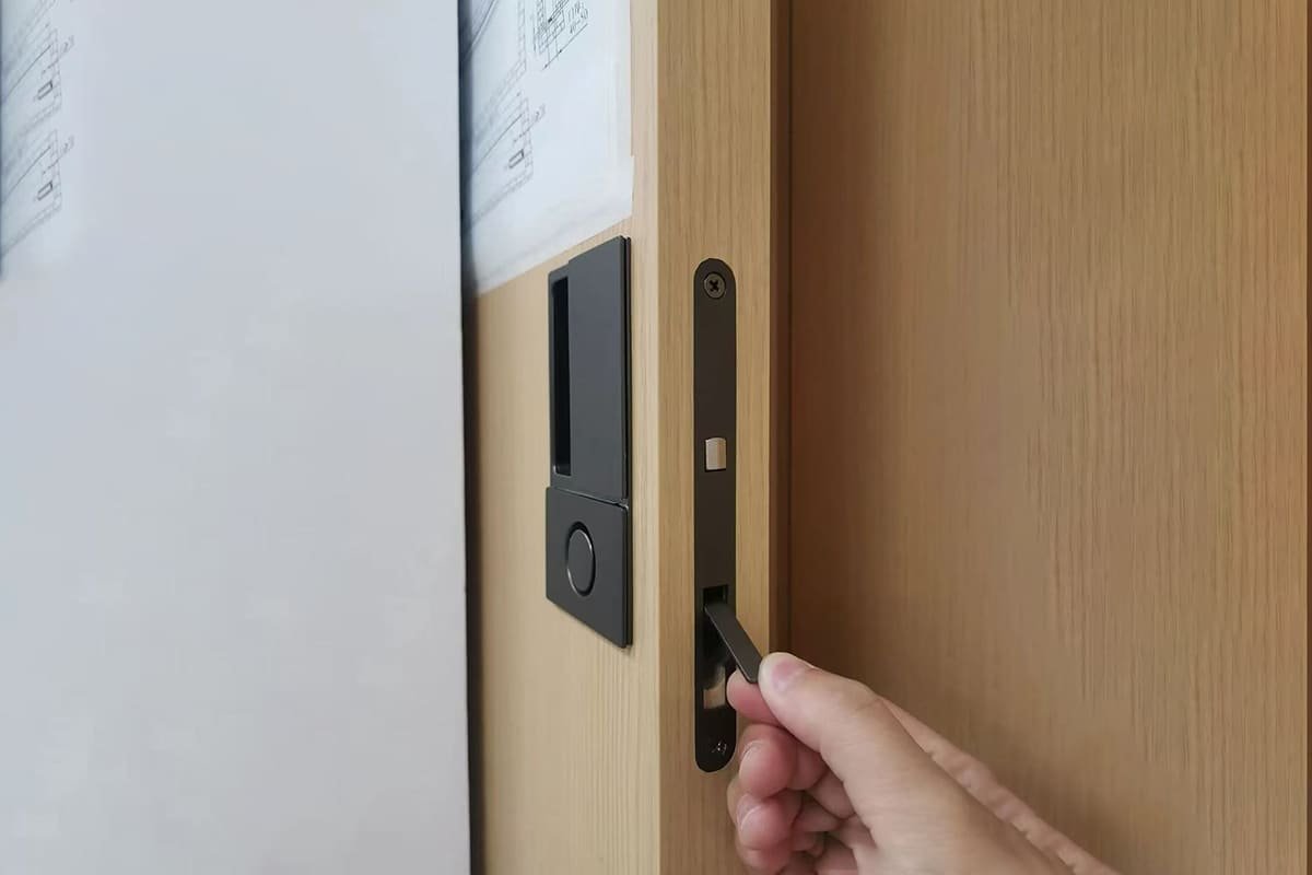 Pocket door hardware supplier evaluation pocket door hardware supplier evaluation for B2B buyers door factories and hardware brands