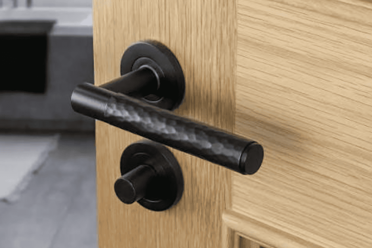 bathroom door locks specification checklist for commercial buyers