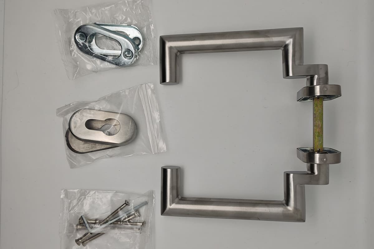 Crank handle selection for glass profile doors crank handle selection for narrow frame glass profile doors