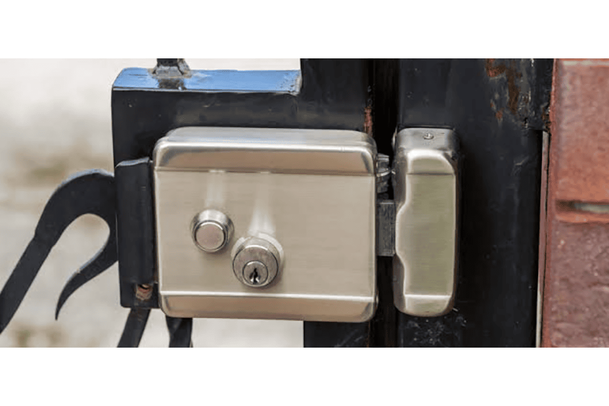 Rim lock vs mortice lock security and certification considerations rim lock vs mortice lock security considerations